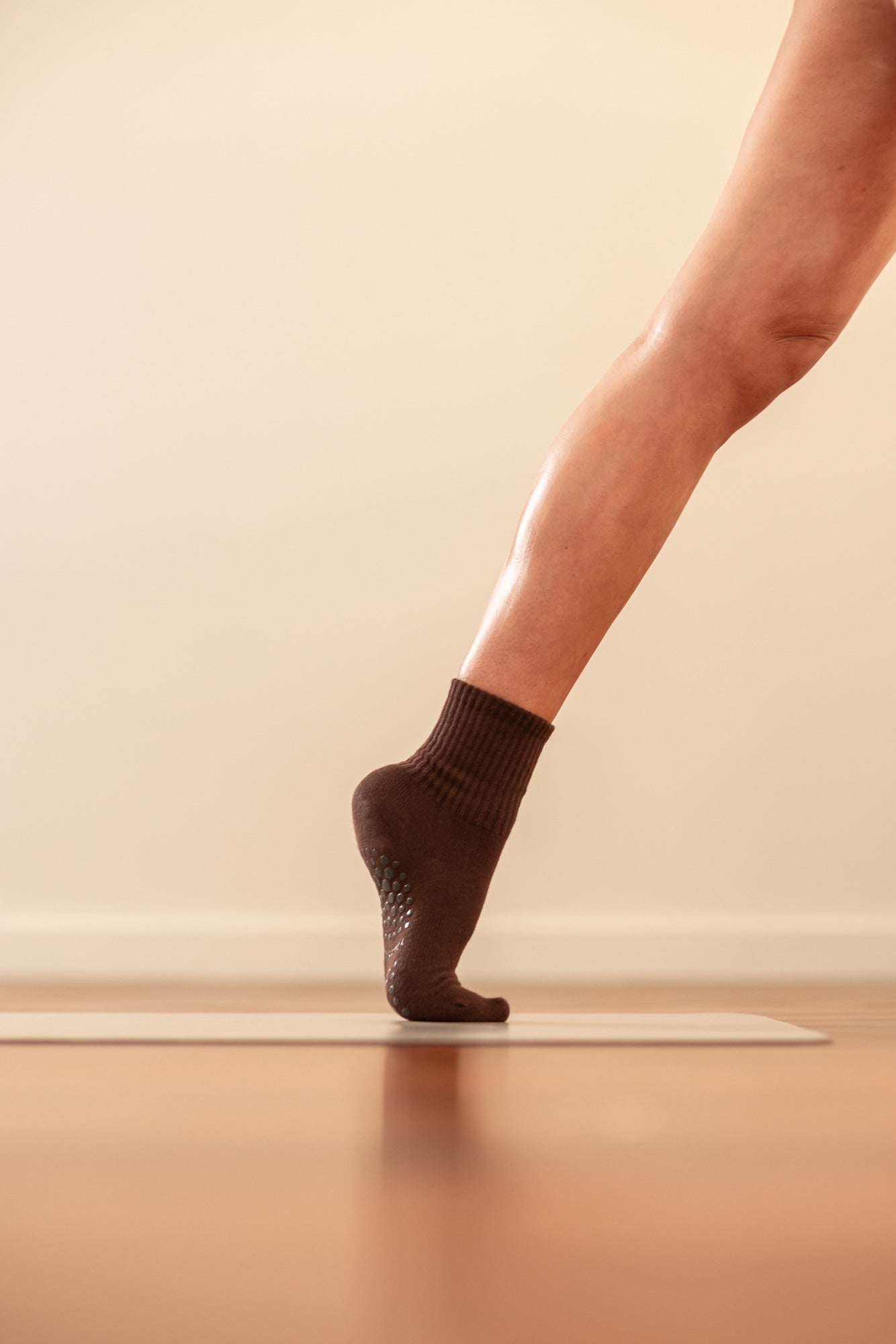 Wood Reformer Pilates grip socks detail
