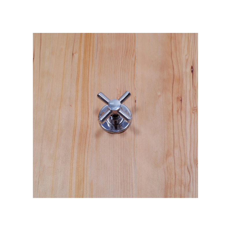 Outdoor_hardwood_shower