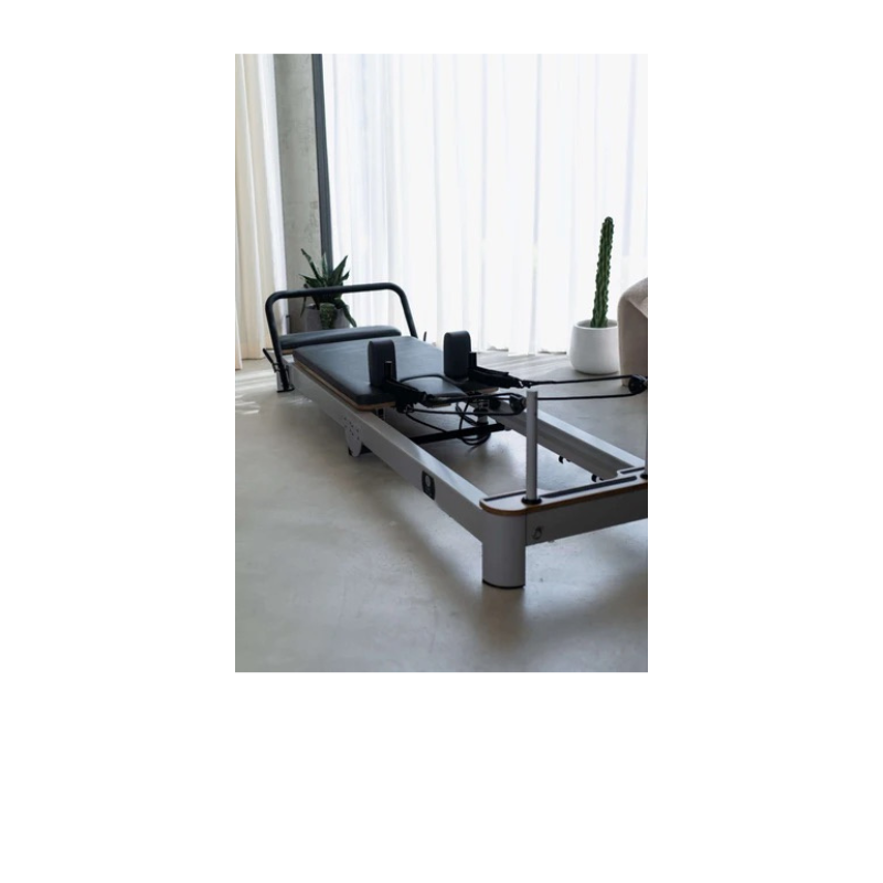 Studio_queen_reformer_steel