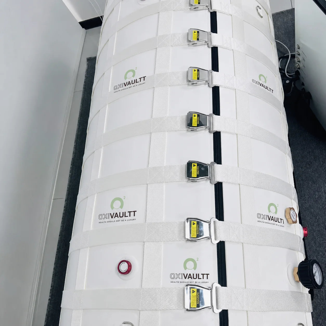 OxiVaultt TecnoLay Pro 2.0 ATA Soft Hyperbaric Chamber
