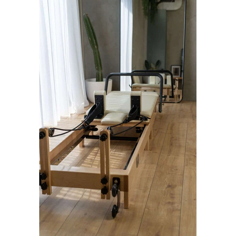 core-collab-eco-pilates-reformer-carriage-shoulder-block-detail