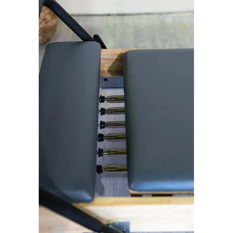 core-collab-eco-pilates-reformer-spring-carriage-frame-detail