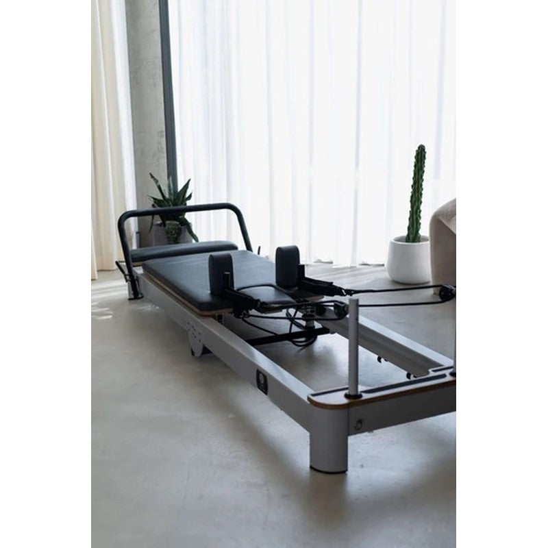 core-collab-queen-pilates-reformer-full-view-studio-lifestyle
