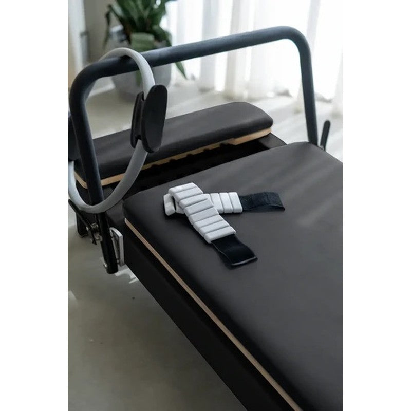core-collab-queen-studio-pilates-reformer-carriage-footstrap-detail