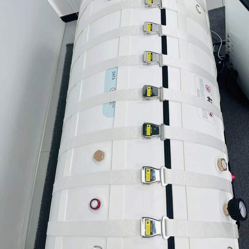 home-soft-hyperbaric-chamber-2-0-zipper-buckle-straps-detail