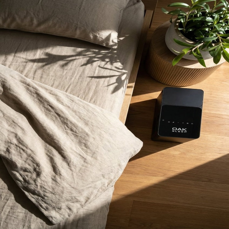 oak-sleep-hub-2-water-cooled-mattress-hub-bedside-lifestyle