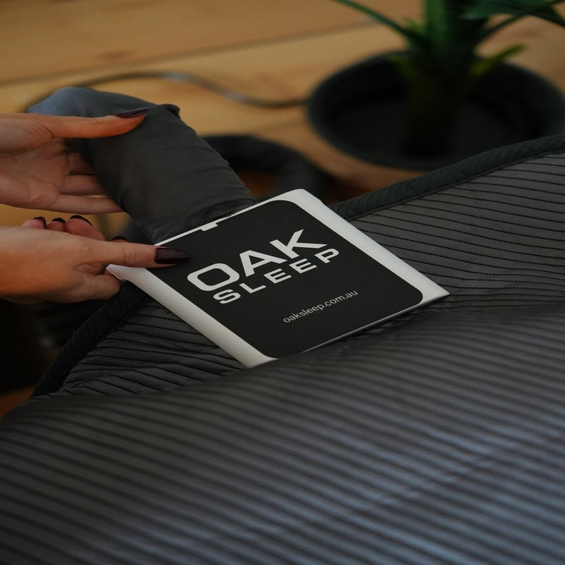 oak-sleep-hub-2-water-cooled-mattress-pad-label-detail