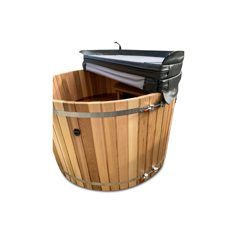outdoor_cedar_hot_tub