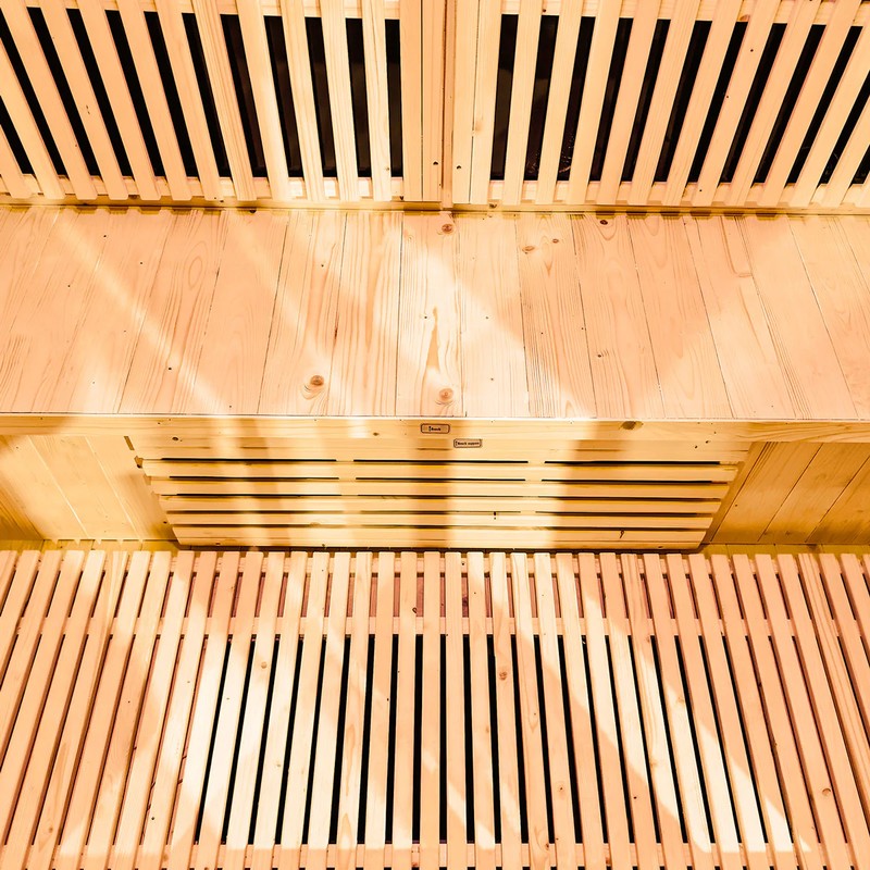 regen8-quadro-outdoor-4-person-infrared-sauna-natural-interior-bench-floor